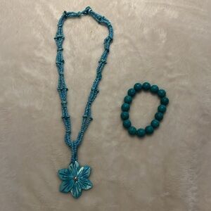Elegant Blue Floral Necklace and bracelet set